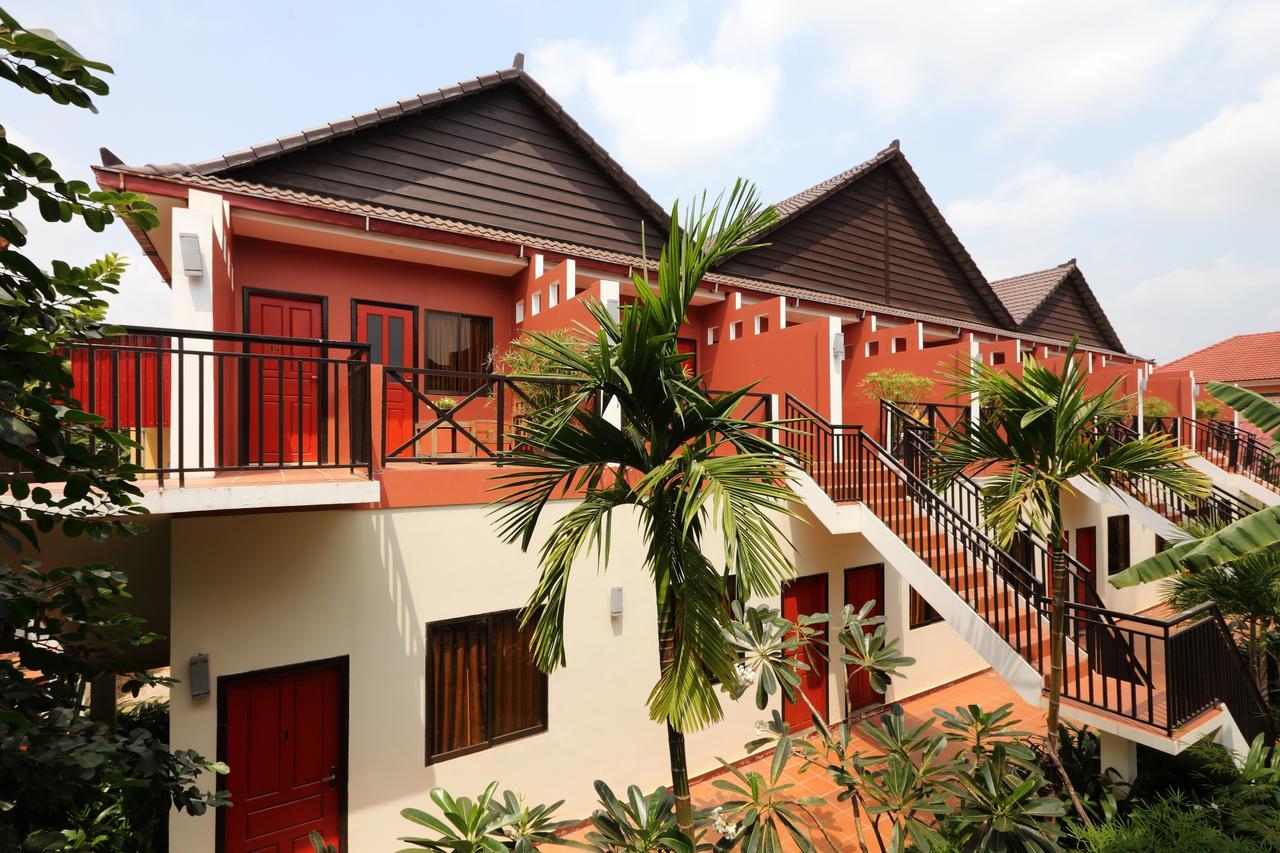 The Cockatoo Nature Resort & Spa Siem Reap Bagian luar foto
